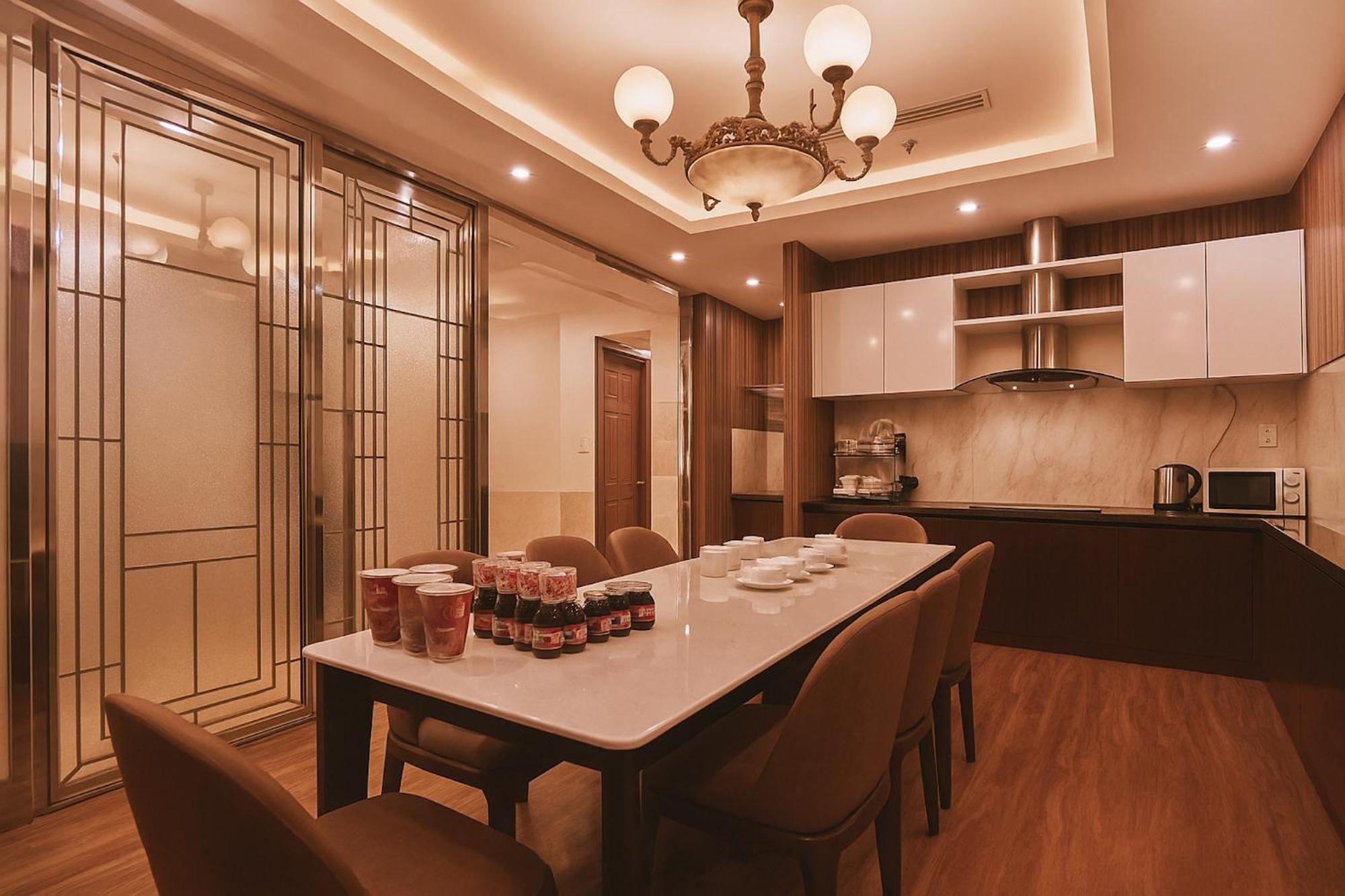 Boutique Mercury Khách sạn 3*